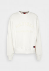 Tommy Hilfiger TOMMY HILFIGER X SHAWN MENDES CREWNECK UNISEX Sweatshirt weathered white TOMMY HILFIGER X SHAWN MENDES CREWNECK UNISEX Толстовка выветрившийся белый