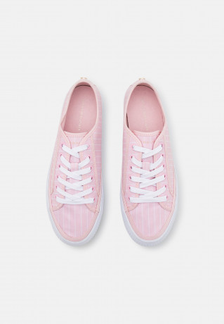 Tommy Hilfiger ESSENTIAL STRIPE Trainers pastel pink ESSENTIAL STRIPE Кроссовки пастельно-розовый