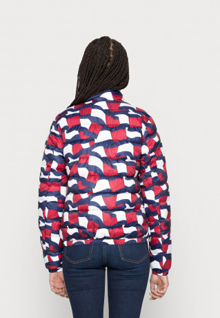 Tommy Hilfiger PRINTED PADDED JACKET Winter jacket white УТЕПЛЕННАЯ КУРТКА С ПРИНТОМ Зимняя куртка белый