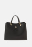 Tommy Hilfiger CHIC SATCHEL Handbag black ШИКАРНАЯ СУМКА Сумочка черный