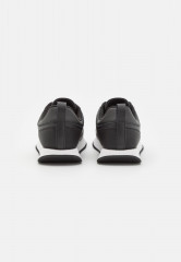 Tommy Hilfiger CASUAL RUNNER Trainers black CASUAL RUNNER — Кроссовки черный