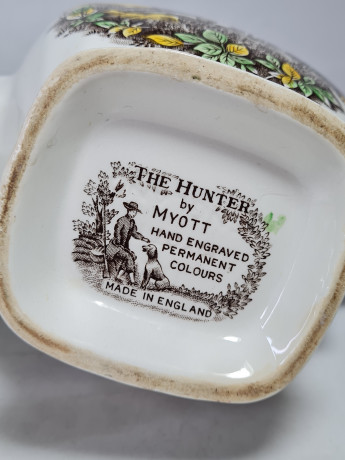 Чайники винтажные Myott \ Коллекция "The Hunter, Country Life", 2 шт., 26 см, фарфор, Англия, 1970-80гг.