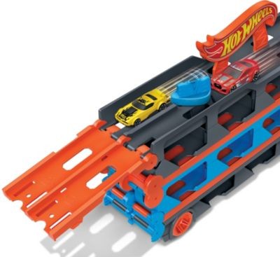 Mattel Hot Wheels 2-in-1 Rennbahn-Transporter inkl. 3 Spielzeugautos Гоночная машина Hot Wheels 2-в-1 с 3 игрушечными машинками