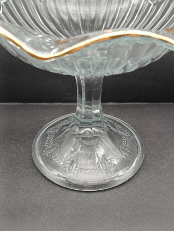 Фруктовница винтажная средняя Im Stil Walther Glas с объемным декором, стекло, 18 х 23.5 см, Германия, 1970-80гг.