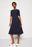 Tommy Hilfiger REG Famp;F STR 1/2ZIP MIDI Day dress desert sky REG Famp;F STR 1/2ZIP МИДИ Повседневное платье небо пустыни