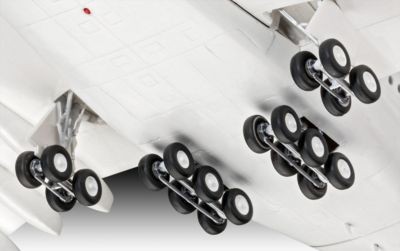 Revell Airbus A380-800 Lufthansa New Livery 1:144 Airbus A380-800 Lufthansa Новая ливрея 1:144