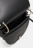 Tommy Hilfiger CHIC SADDLE Across body bag black CHIC SADDLE Сумка через плечо черный