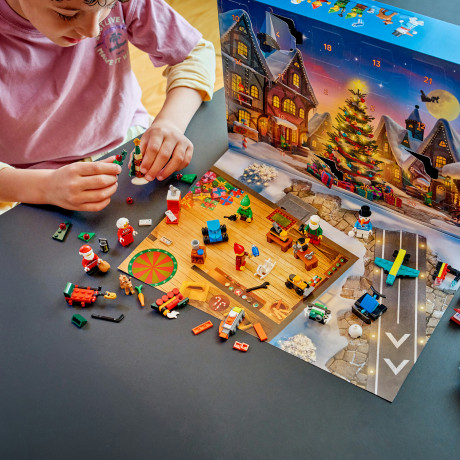 LEGO City Adventskalender 2026 60510, LEGO City адвент-календарь 2026 с Сантой, эльфами, транспортом и мастерской, 252 детали, от 5 лет