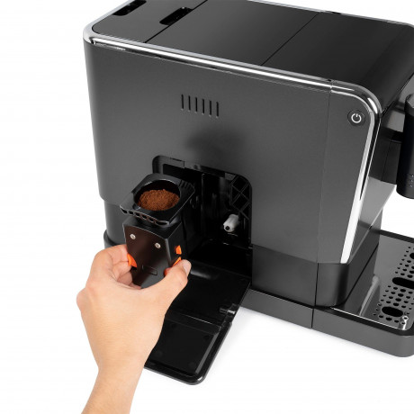 Black+Decker Black+Decker Kaffeevollautomat BXCO1470E, Touch-Display, Milchaufschaumduse  Полностью автоматическая кофемашина Black+Decker BXCO1470E, сенсорный дисплей, насадка для вспенивания молока