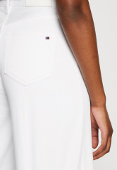 Tommy Hilfiger BERMUDA Denim skirt optic white БЕРМУДЫ джинсовая юбка оптический белый