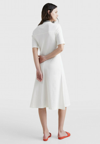 Tommy Hilfiger REG Famp;F STR 1/2ZIP MIDI Day dress ecru REG Famp;F STR 1/2ZIP МИДИ Повседневное платье экрю