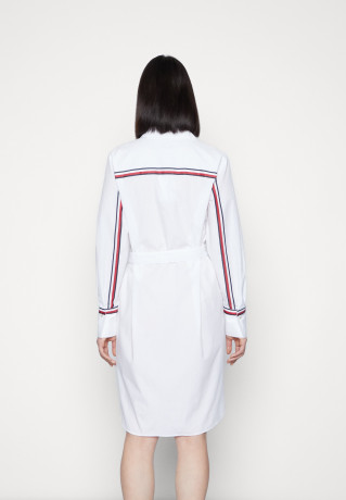 Tommy Hilfiger MONICA KNEE SHIRT DRESS  Shirt dress optic white MONICA KNEE SHIRT DRESS Платье-рубашка оптический белый