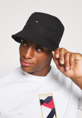 Tommy Hilfiger FLAG BUCKET HAT Hat black FLAG BUCKET HAT Шяпа черный