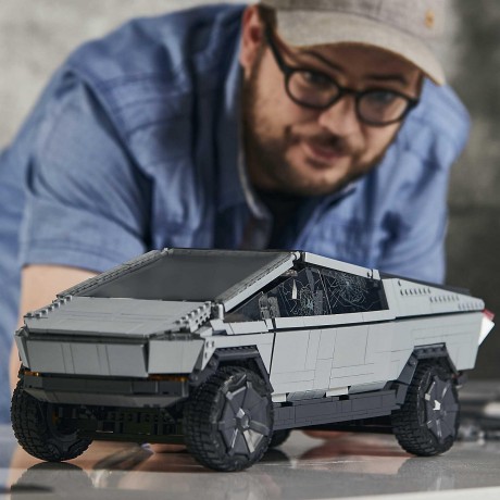 Mattel Mega Construx Tesla Cybertruck Mega Construx Тесла Кибертрак