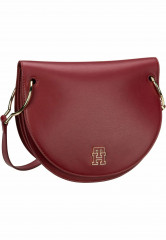 Tommy Hilfiger CHIC SADDLE Across body bag rouge CHIC SADDLE Сумка через плечо румяна