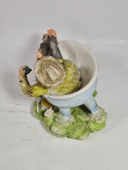 Фигурка винтажная Im Stil Capodimonte &quot;Мужчина, отдыхающий в ванне&quot;, фарфор, 19 см, Германия, 1960-70гг.