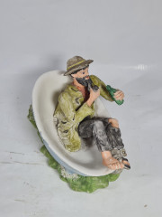 Фигурка винтажная Im Stil Capodimonte &quot;Мужчина, отдыхающий в ванне&quot;, фарфор, 19 см, Германия, 1960-70гг.