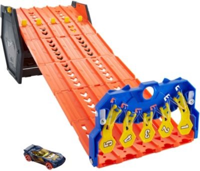 Mattel Hot Wheels 2in1 Spielset  Box inkl. 1 Spielzeugauto Коробка с игровым набором Hot Wheels 2in1, включая 1 игрушечную машинку