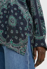 Tommy Hilfiger BANDANA VIS RELAXED BLOUSE Blouse placed bandana  desert sky BANDANA VIS RELAXED BLOUSE Блузка размещенная бандана небо пустыни