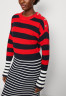 Tommy Hilfiger COLORBLOCK STRIPE DRESS Jumper dress ecru/sky/fireworks ПЛАТЬЕ С ЦВЕТНЫМИ БЛОКАМИ Платье-джемпер экрю/небо/фейерверк