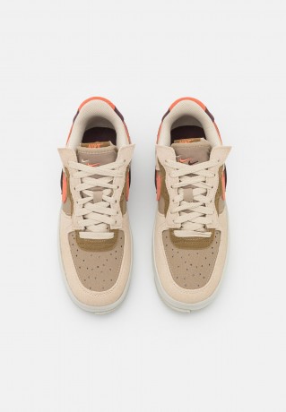 Nike Sportswear AIR FORCE 1 FONTANKA Sneaker low madder root/burgundy crush/khaki/hazel rush AIR FORCE 1 FONTANKA кроссовки женские низкие корень марены/бордовый краш/хаки/орешник
