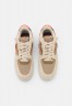 Nike Sportswear AIR FORCE 1 FONTANKA Sneaker low madder root/burgundy crush/khaki/hazel rush AIR FORCE 1 FONTANKA кроссовки женские низкие корень марены/бордовый краш/хаки/орешник