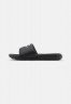 Nike Sportswear VICTORI ONE SLIDE Pantolette flach black/white VICTORI ONE SLIDE Мюли на плоской подошве черно-белый