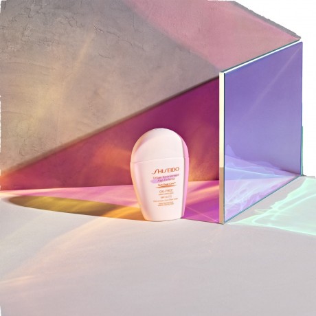 Shiseido Urban Environment Age Defense Oil-Free SPF30 Urban Environment Age Defense Безмасляный SPF30