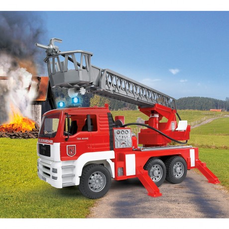 Bruder BRUDER 02771 TPS MAN Feuerwehr m. Drehleiter BRUDER 02771 TPS MAN Пожарная часть с поворотной лестницей
