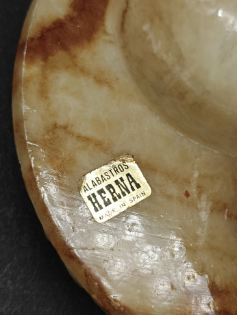 Винтажная алебастровая пепельница Hema Spain с фигуркой слона, алебастр, 15.5 х 11 см, Испания, 1970-80гг.