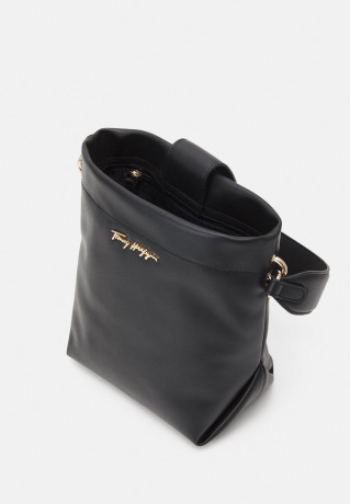 Tommy Hilfiger VEG LUXE SOFT BUCKET Handbag black VEG LUXE SOFT BUCKET сумка черный