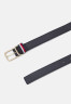 Tommy Hilfiger SQUARE BUCKLE SIGNATURE Belt desert sky ПОДПИСЬ С КВАДРАТНОЙ ПРЯЖКОЙ Ремень небо пустыни