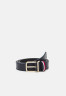 Tommy Hilfiger SQUARE BUCKLE SIGNATURE Belt desert sky ПОДПИСЬ С КВАДРАТНОЙ ПРЯЖКОЙ Ремень небо пустыни