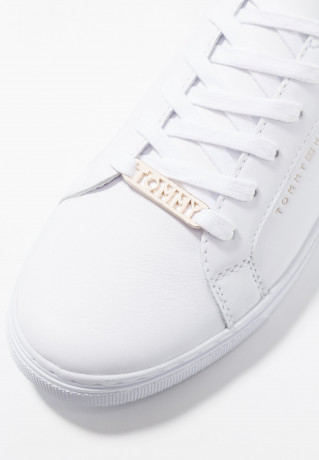 Tommy Hilfiger ESSENTIAL Trainers red ESSENTIAL Кроссовки красный