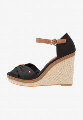 Tommy Hilfiger ICONIC ELENA SANDAL High heeled sandals black ICONIC ELENA SANDAL Босоножки на высоком каблуке черный