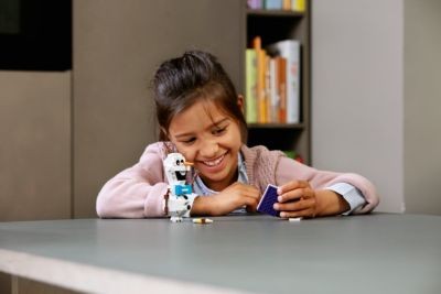 LEGO LEGO Disney Frozen II 41169 Olaf LEGO Disney Frozen II 41169 Олаф