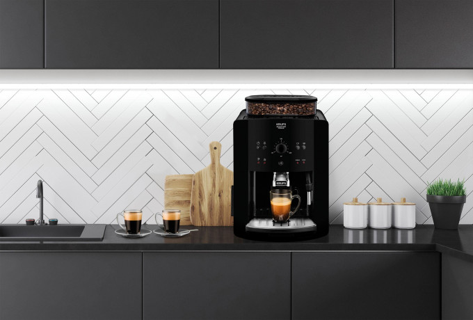 Krups Krups Kaffeevollautomat EA8110 Arabica Quattro Force, 1450 Watt, Wassertankkapazitat: 1,8 Liter, Pumpendruck: 15 bar Полностью автоматическая кофемашина Krups EA8110 Arabica Quattro Force, 1450 Вт, емкость резервуара для воды: 1,8 литра, давление п