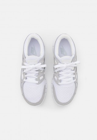 Nike Sportswear FREE RUN 2 Sneaker low white/summit white/pure platinum FREE RUN 2 Низкие кроссовки женские белый/саммит белый/чистая платина