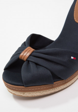 Tommy Hilfiger ICONIC ELENA SANDAL High heeled sandals dark blue ICONIC ELENA SANDAL Босоножки на высоком каблуке темно-синий