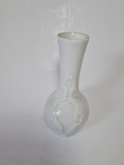 KPM Royal Bavaria Фарфоровая ваза белая с фактурным узором, 17см, Германия, 1950-60гг.