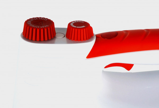 Rotel Dampfbugeleisen Professional Extra Edelstahlsohle 800 W in Rot  Паровой утюг Rotel Professional Extra с подошвой из нержавеющей стали мощностью 800 Вт красного цвета