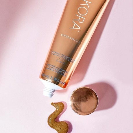 KORA Organics Turmeric Brightening and Exfoliating Mask (2-in-1)  Осветляющая и отшелушивающая маска с куркумой (2-в-1)