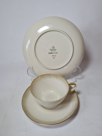 Johann Seltmann Vohenstrauß Bavaria Чайное трио белый фарфор с позолоченным узором, Германия, 1960-70гг.