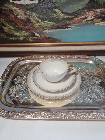 Johann Seltmann Vohenstrauß Bavaria Чайное трио белый фарфор с позолоченным узором, Германия, 1960-70гг.