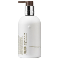 Molton Brown Milk Musk Body Lotion  Молоко-мускусный лосьон для тела