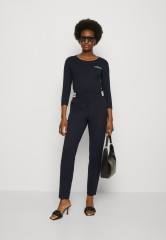 Tommy Hilfiger SLIM ROPE PUFF PRINT Long sleeved top desert sky SLIM ROPE PUFF PRINT Топ с длинными рукавами небо пустыни