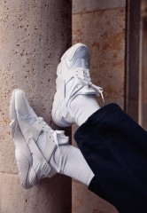 Nike Sportswear AIR HUARACHE UNISEX Sneaker low white/pure platinum AIR HUARACHE UNISEX Низкие кроссовки женские белый/чистая платина