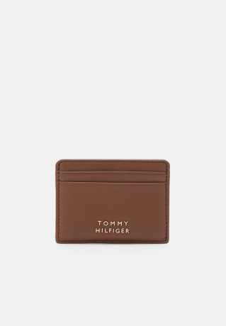 Tommy Hilfiger CASUAL CHIC HOLDER Wallet cognac CASUAL CHIC HOLDER Бумажник коньяк