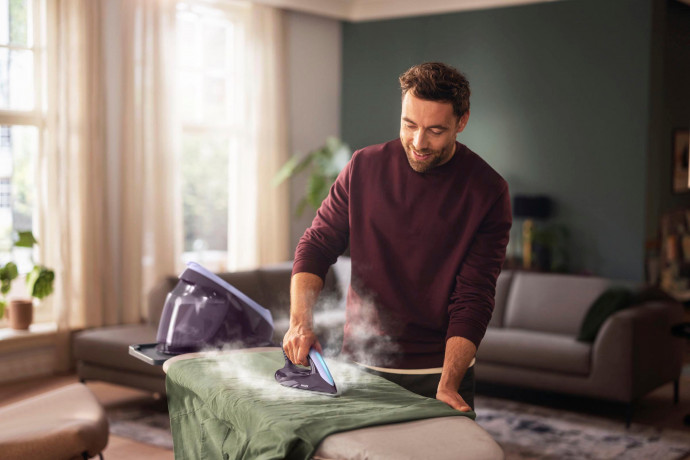 Philips Philips Dampfbugelstation PerfectCare 7000 Series PSG7050/30, 1800 ml Wassertank, 2.400 Watt, OptimalTemp, 600 gr Dampfstoss Паровая гладильная станция Philips PerfectCare 7000 Series PSG7050/30, резервуар для воды 1800 мл, 2400 Вт, OptimalTemp,