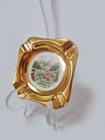 HB Wien Винтажная квадратная пепельница с обильной позолотой "Майрхофен", 8см, Германия,1960-70гг.